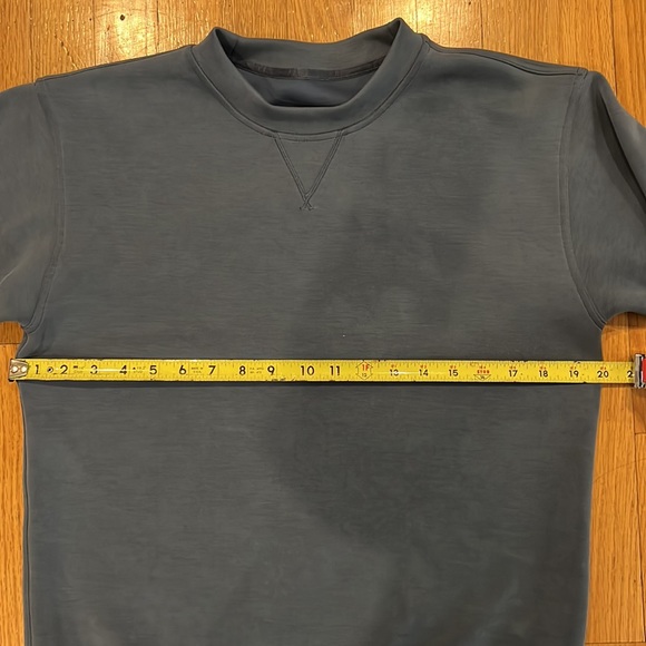Lululemon crew size medium blue-gray - Picture 5 of 9